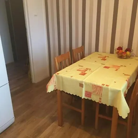 Caly Nad Jeziorem Apartamento *