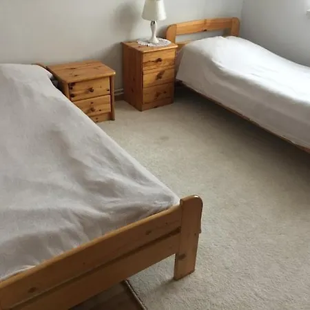 Caly Nad Jeziorem Apartamento Drawno