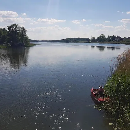 Caly Nad Jeziorem Apartamento *