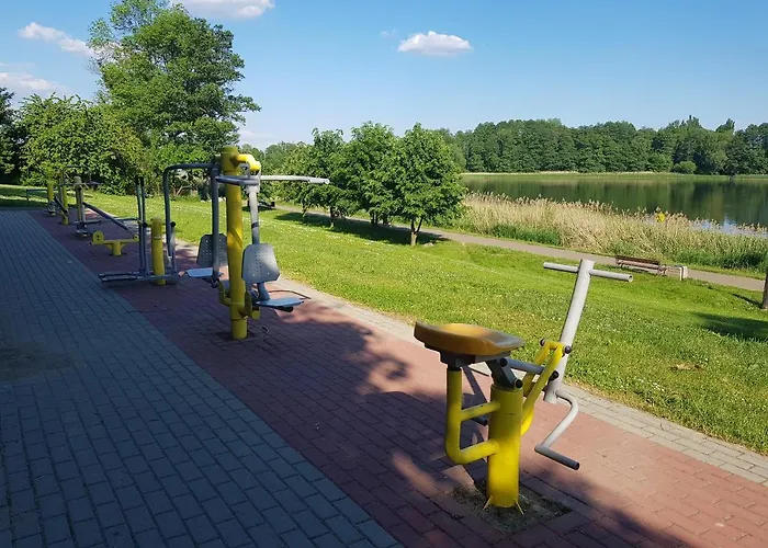 Caly Nad Jeziorem Apartamento Drawno